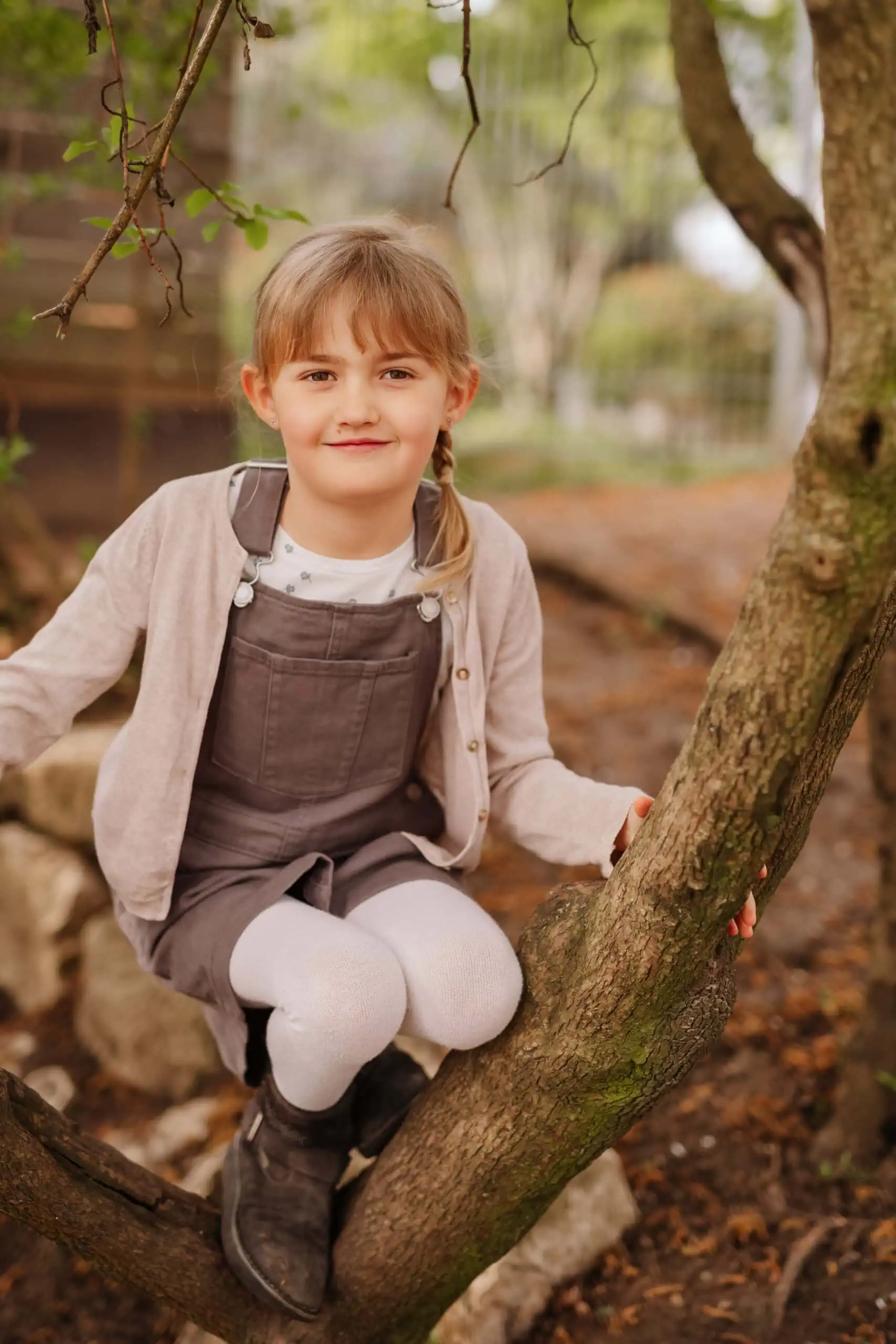 natürliche Kindergartenfotos outdoor in der Natur fotografiert von Familienfotografin Monja Drössel von Fotografie Herzseeligkeit in Rottenburg am Neckar und Tübingen