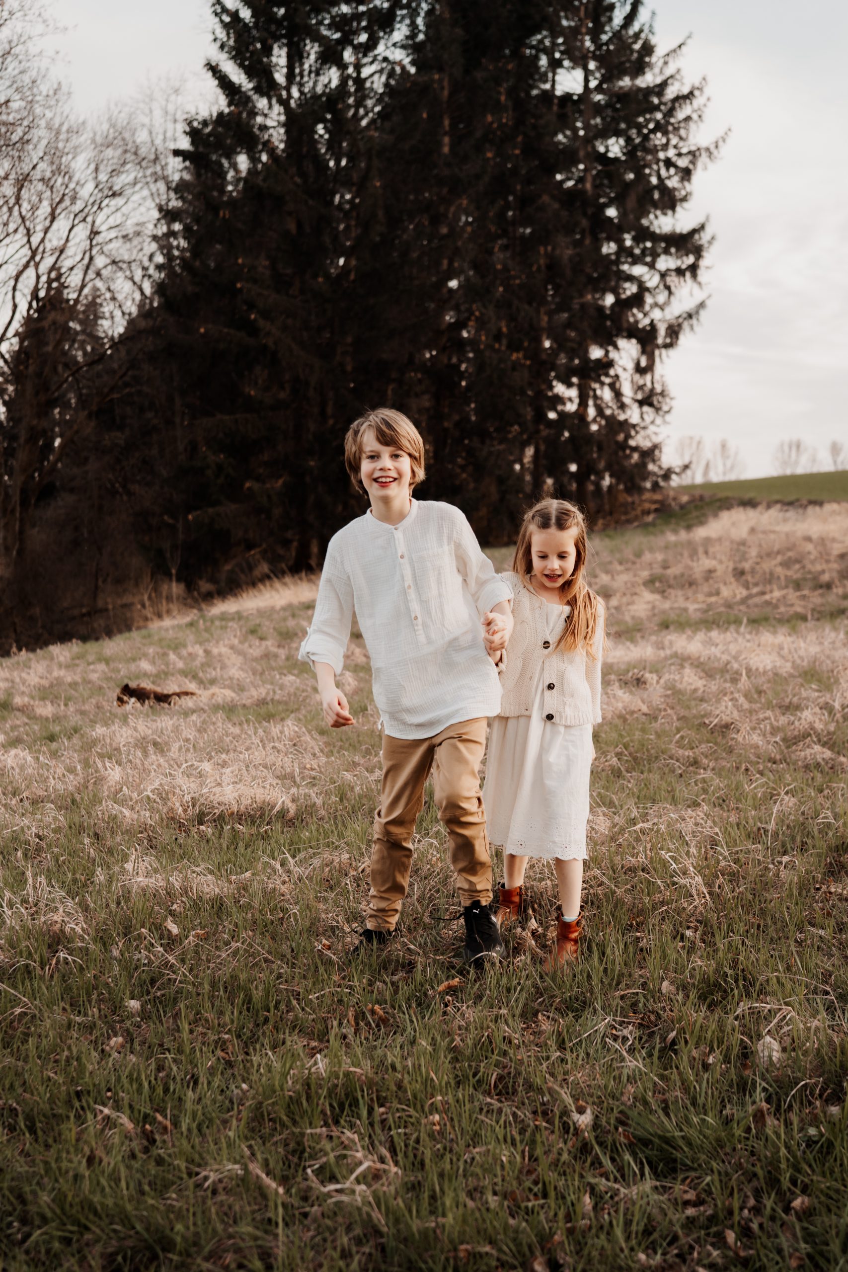 familienshooting outdoor in der Natur nähe balingen und Tübingen fotografiert von Familienfotografin Monja Drössel